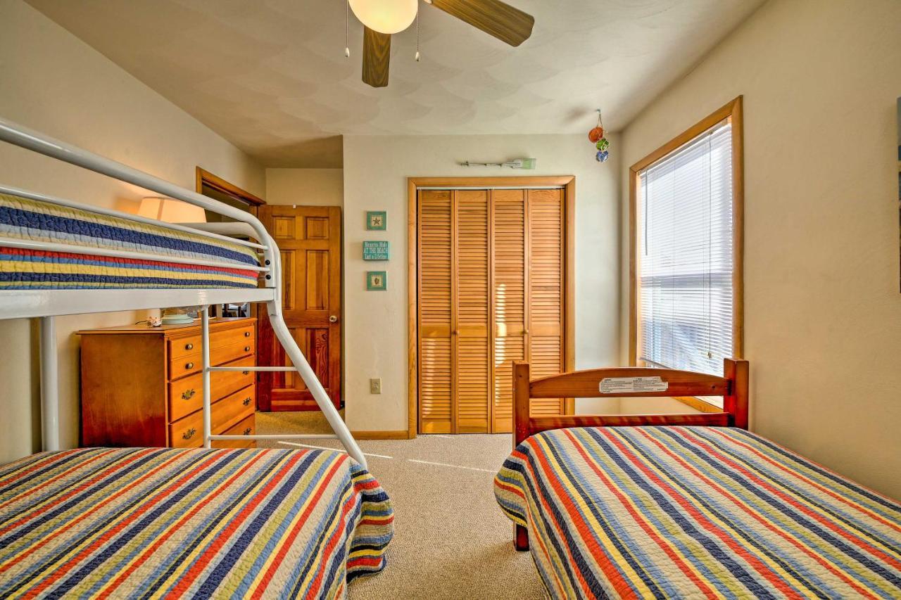 Obx Getaway With Boat Dock On Colington Harbour Villa Kill Devil Hills Bagian luar foto