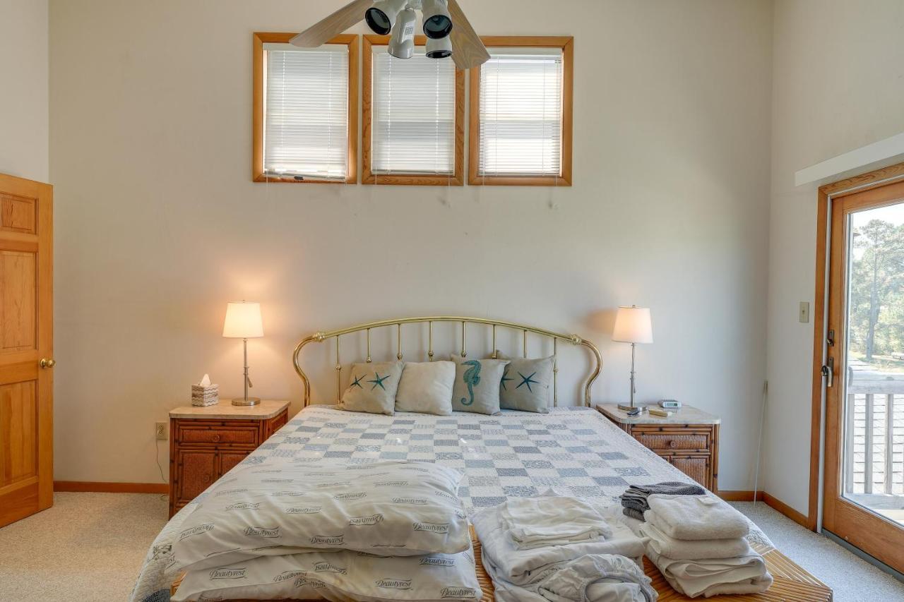 Obx Getaway With Boat Dock On Colington Harbour Villa Kill Devil Hills Bagian luar foto
